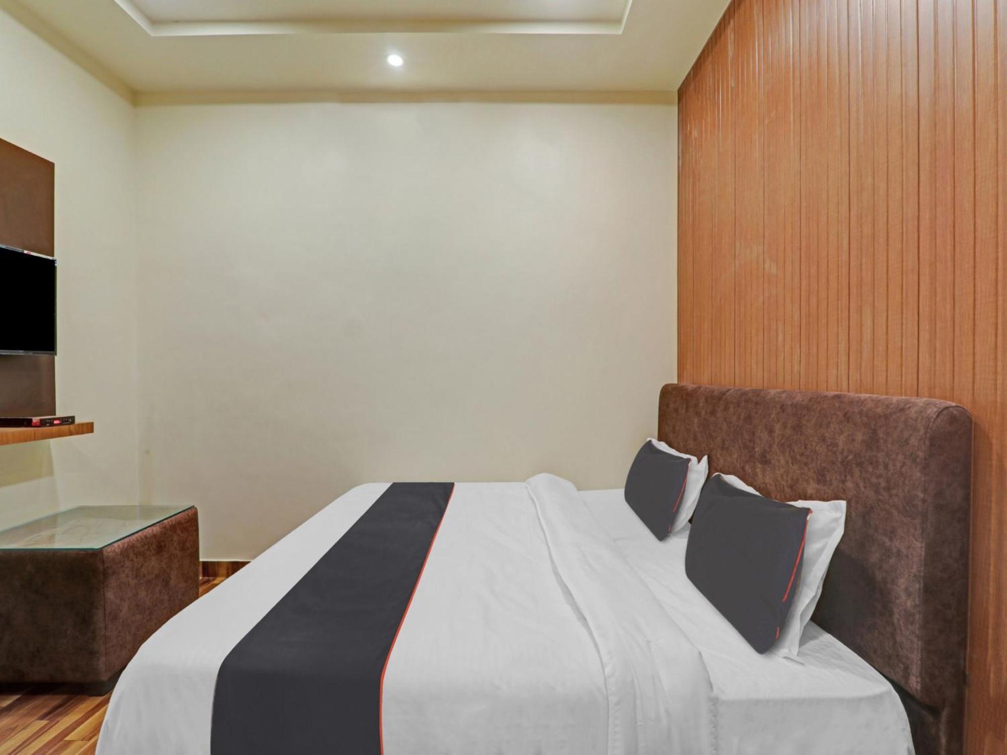 Hotel O The Ashiyana Inn Lucknow Buitenkant foto